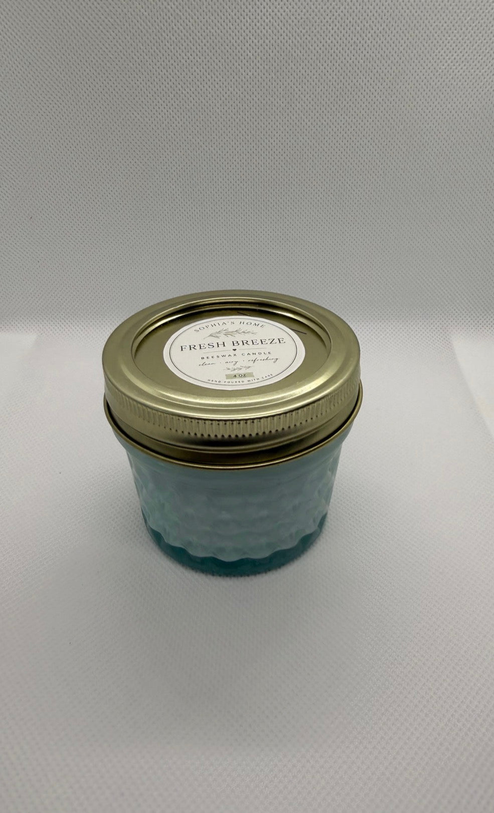 Fresh Breeze candle with metal lid